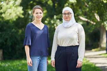 Vorschaubild_Pressefoto%20Sprecherinnen%20GJBW_Sarah%20Heim%20%26%20Aya%20Krkoutli